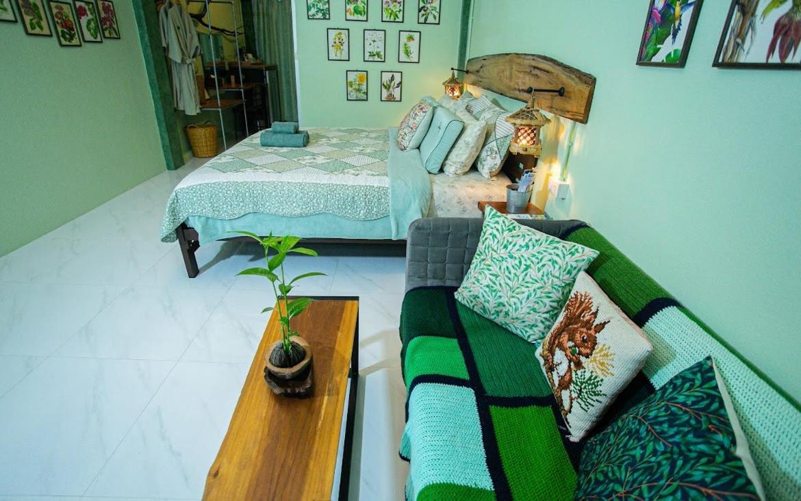 Lodge Phang Nga Boutique Exterior photo