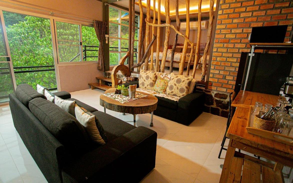 Lodge Phang Nga Boutique Exterior photo