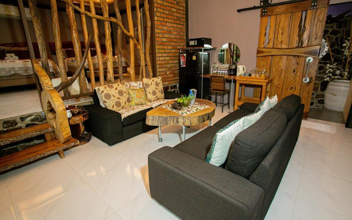 Lodge Phang Nga Boutique Exterior photo