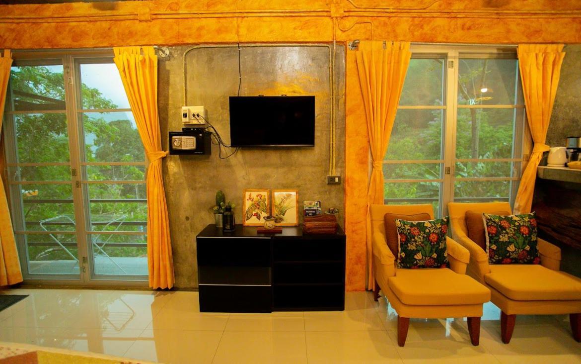 Lodge Phang Nga Boutique Exterior photo