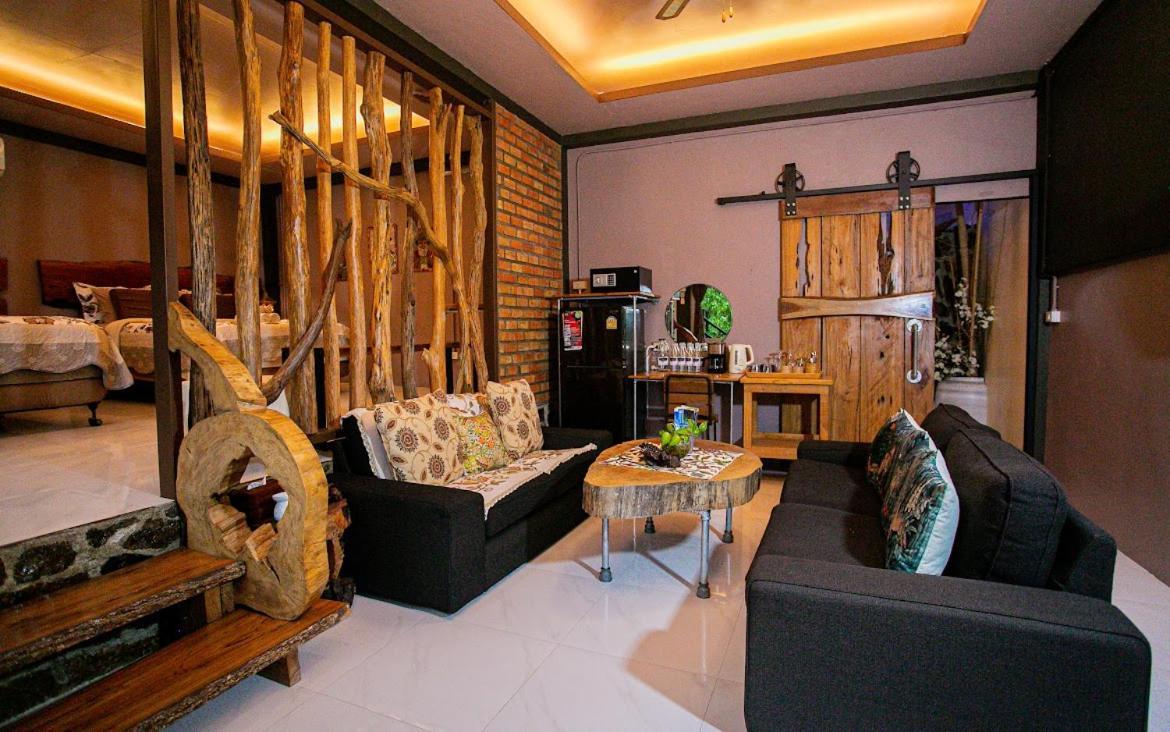 Lodge Phang Nga Boutique Exterior photo